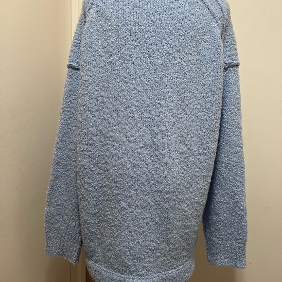 Free People Sz M Light Blue All Mine Fuzzy Knit Alpaca Blend V-Neck Sweater. - Picture 4 of 9